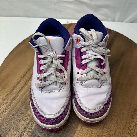 Air Jordan 3 Retro Size 5 Y 441140-500 Barely Grape/Fire Pink - Picture 5 of 16